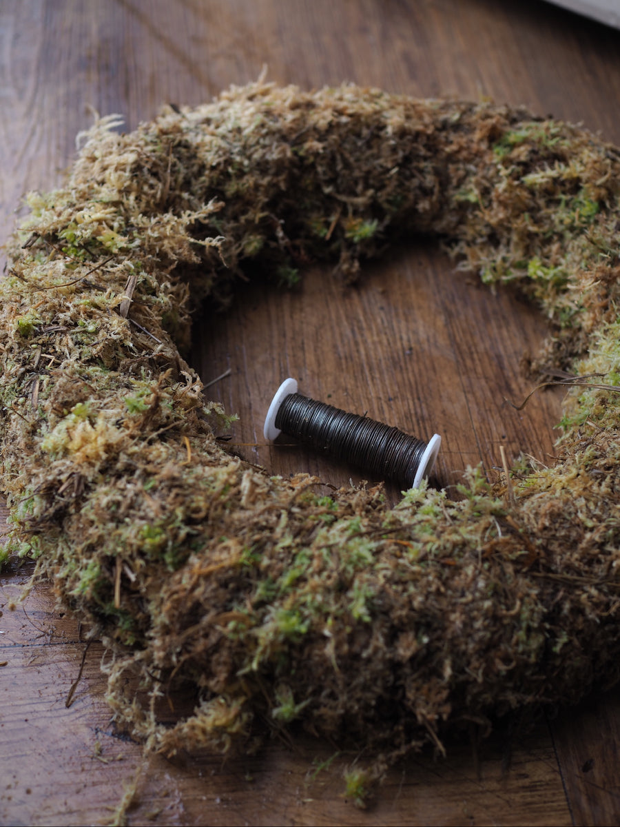 Mossed wreath base