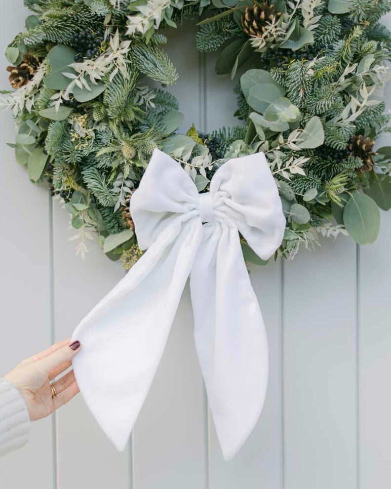 THE VELVET MAXI BOW