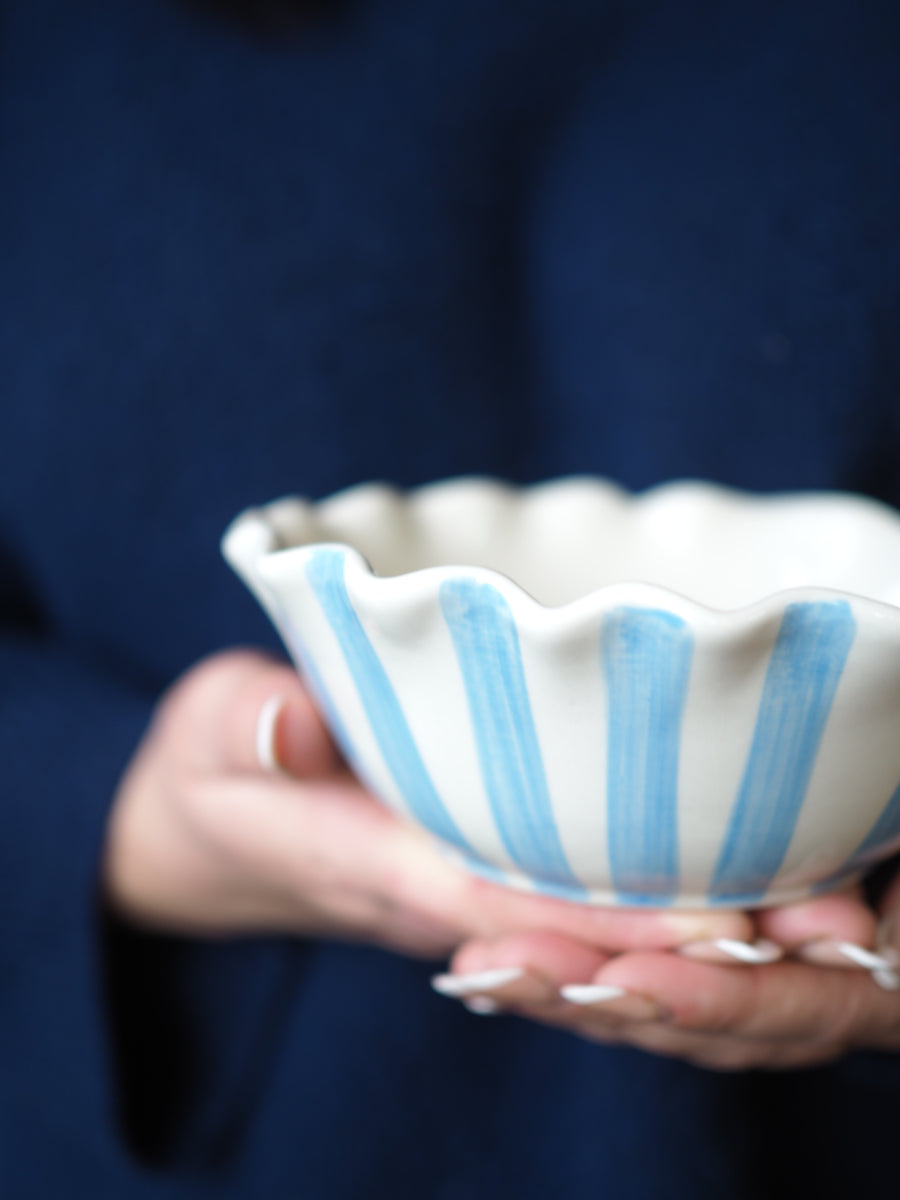 Caroline Gardener Frilly Bowl