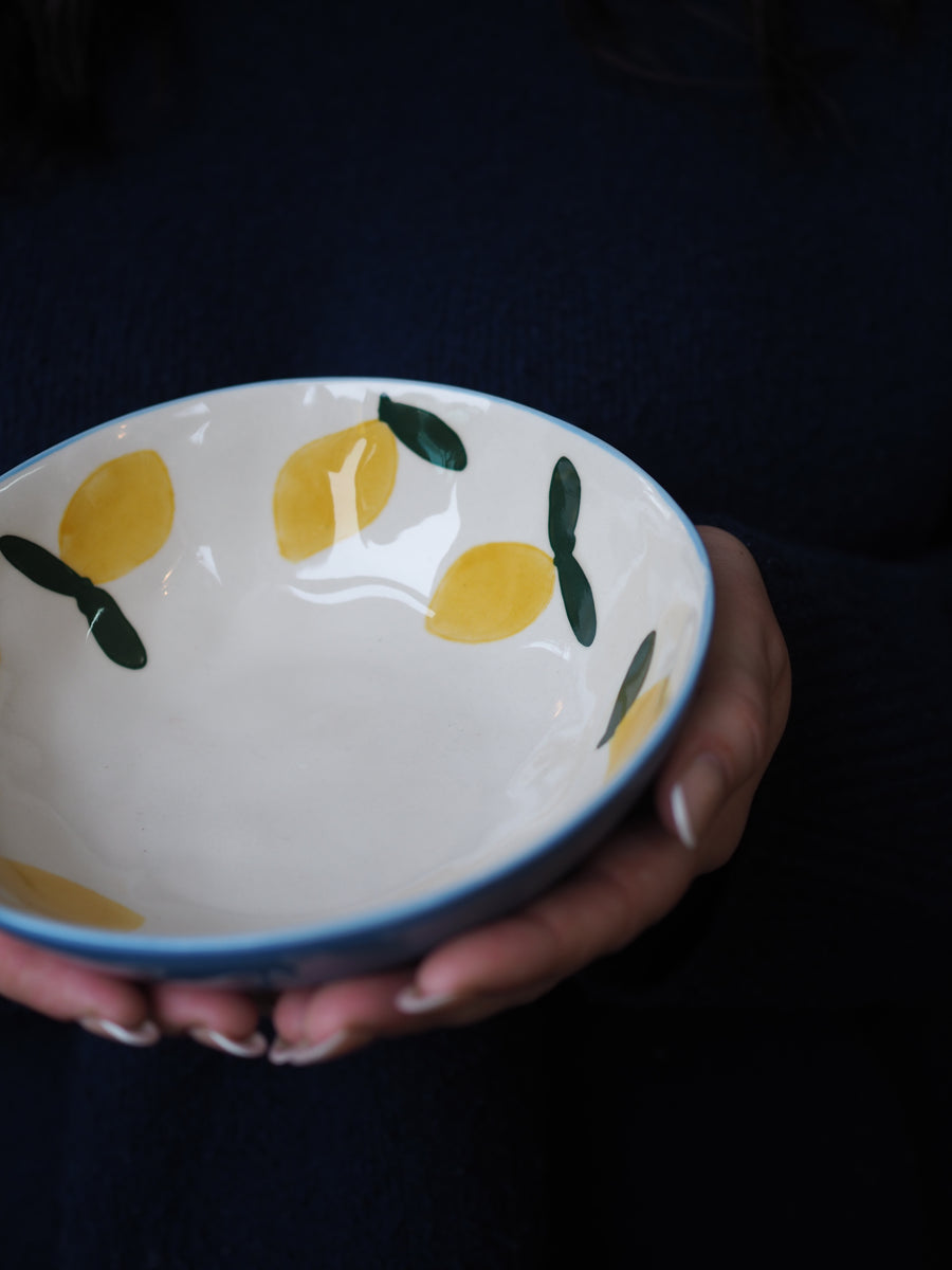 Caroline Gardener Lemons Round Shallow Bowl