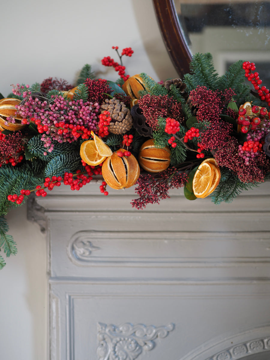 Driving Home For Christmas Garland